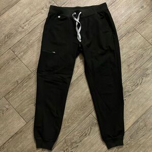 Figs Medium Zamora Bottoms in Black